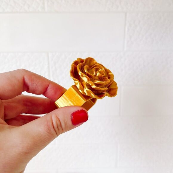 Elegant Rose Napkin Rings – Gold Satin - Handmade - Wedding Party Event Planner - Picture 2 of 14